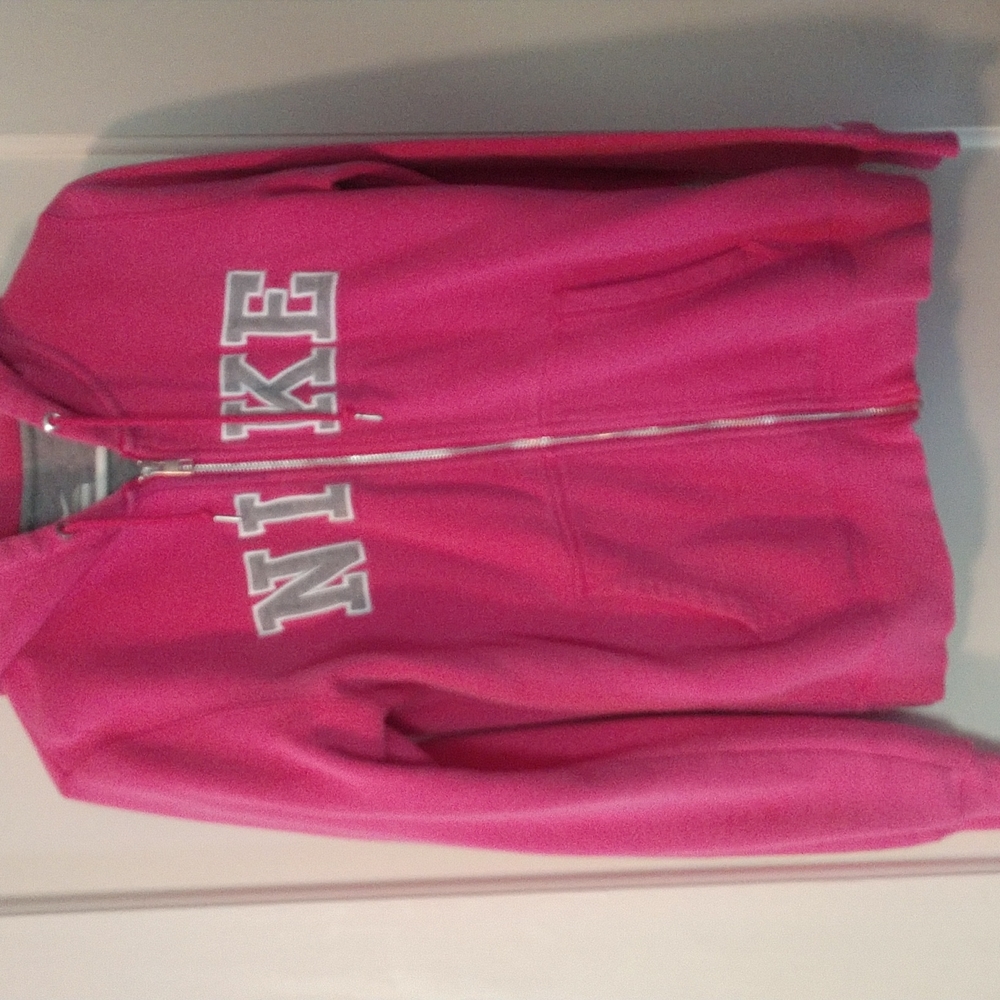 Medium Nike sweatshirt